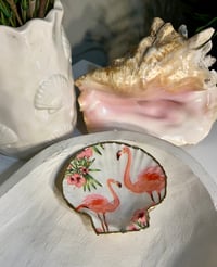 Image 2 of Scallop Trinket Dish SD109