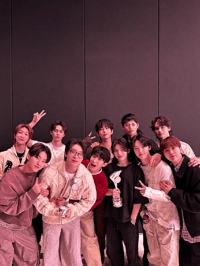 SEVENTEEN (세븐틴)