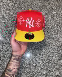 Image 2 of BLUE BRIM BEACH BALL NY YANKEES CUSTOM FITTED 