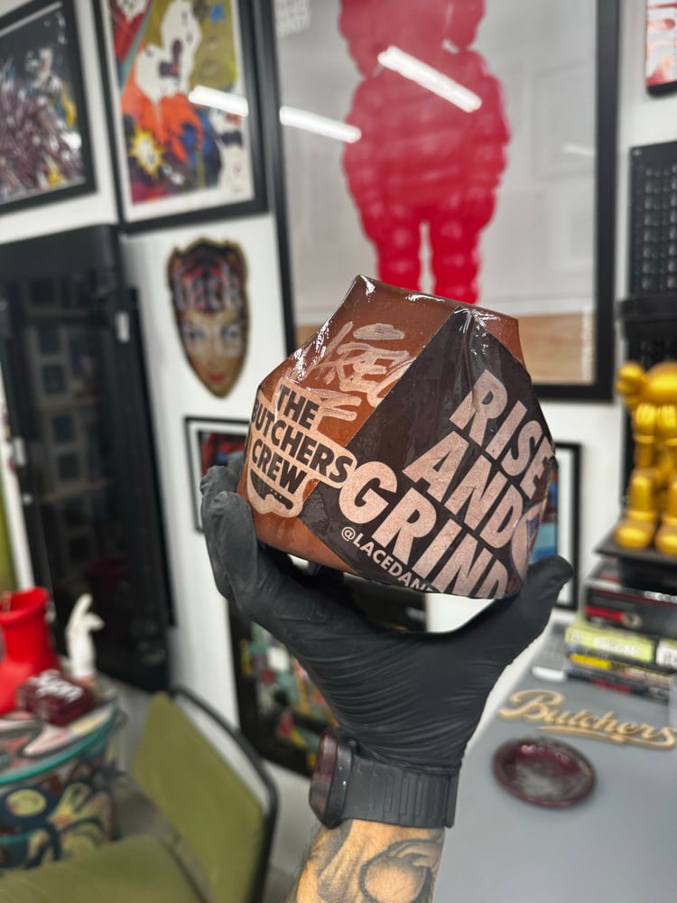 Image of UNIVERSAL 1 