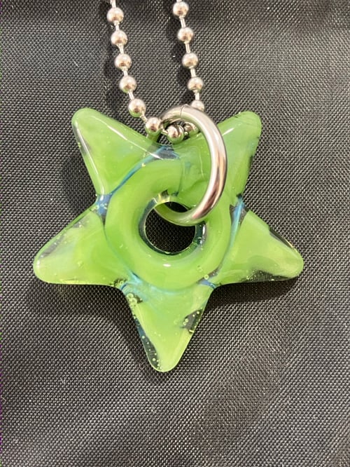 Image of forest green star