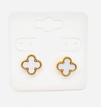 Image 3 of Flower Sets