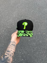 Image 4 of BLACK LAZER GREEN PHILADELPHIA PHILLIES CUSTOM FITTED CAP