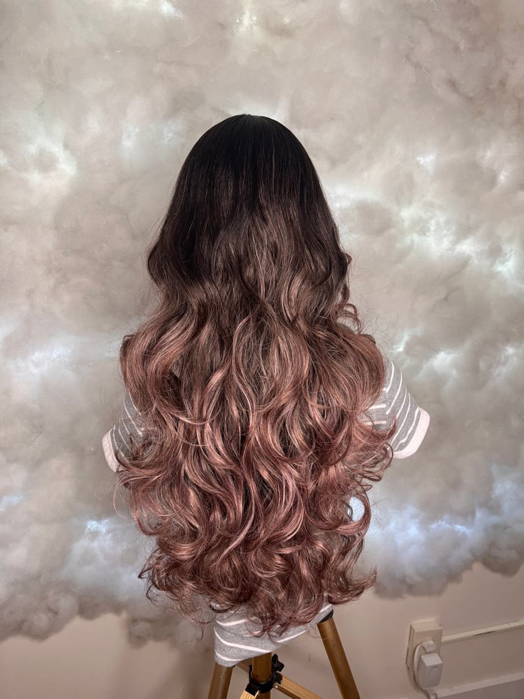 Image of Outre HD Lace Frontal Wig Perfect Hairline Glueless Y-Part Swoop Series Y-Part 209