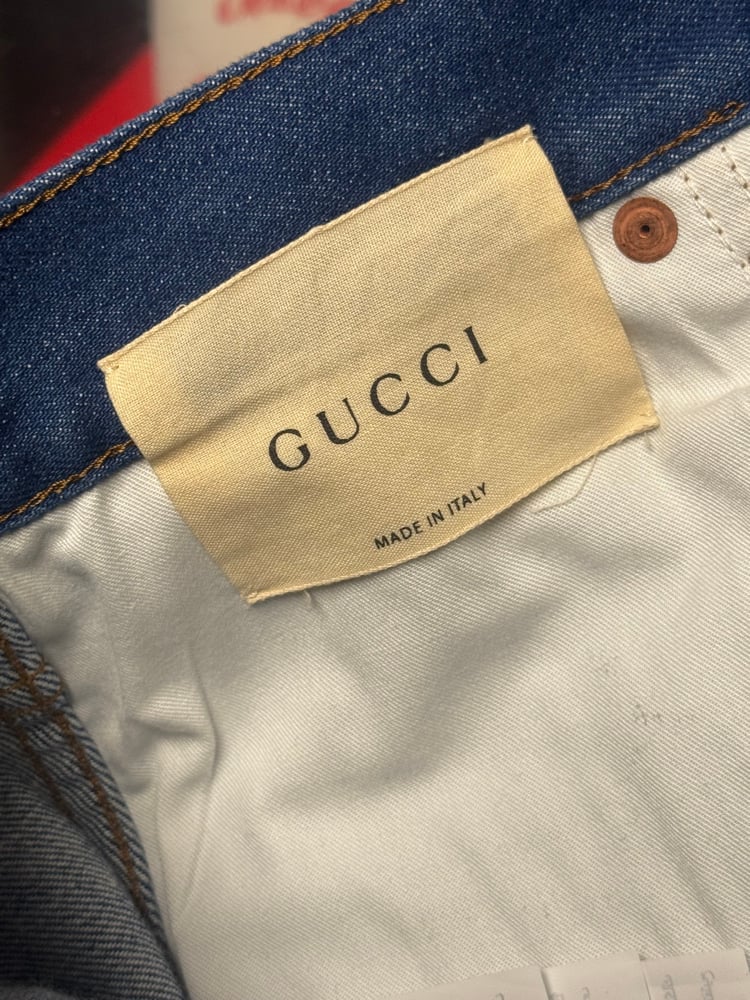 Image of Gucci Japanese Cat Embroidered Denim