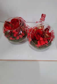 Image 1 of Everlasting Flower Baubles Christmas Gift