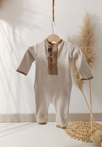 Image 1 of Photoshooting boys romper Fabio | 0-3 months | 3-6 months | beige