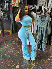 Image 1 of IT Set