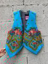 Image 4 of Chaleco feito a man. FOLIADA103. Talla XS