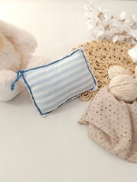 Image 1 of Newborn posing pillow for photoshoot | off white and blue