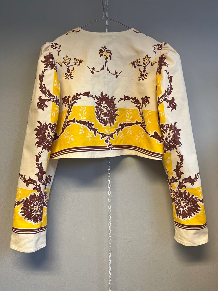 Image of Bolero jakke med brune blomster (large)