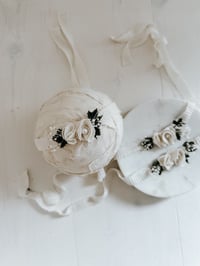Image 1 of ivy & pearl