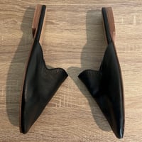 Image 8 of CHINESE LAUNDRY Black Genuine Leather Slip-On slide Sandals