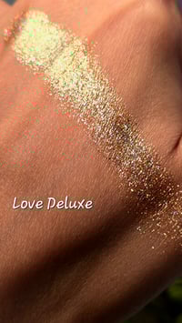 Image 5 of LOVE DELUXE HOLOCHROME 