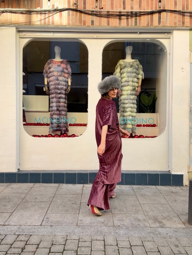 DARK PINK PLEATED VELVET KAFTAN