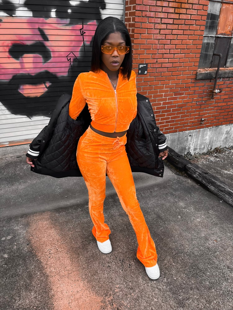 Image of Velour Me Up “Tangy Orange”