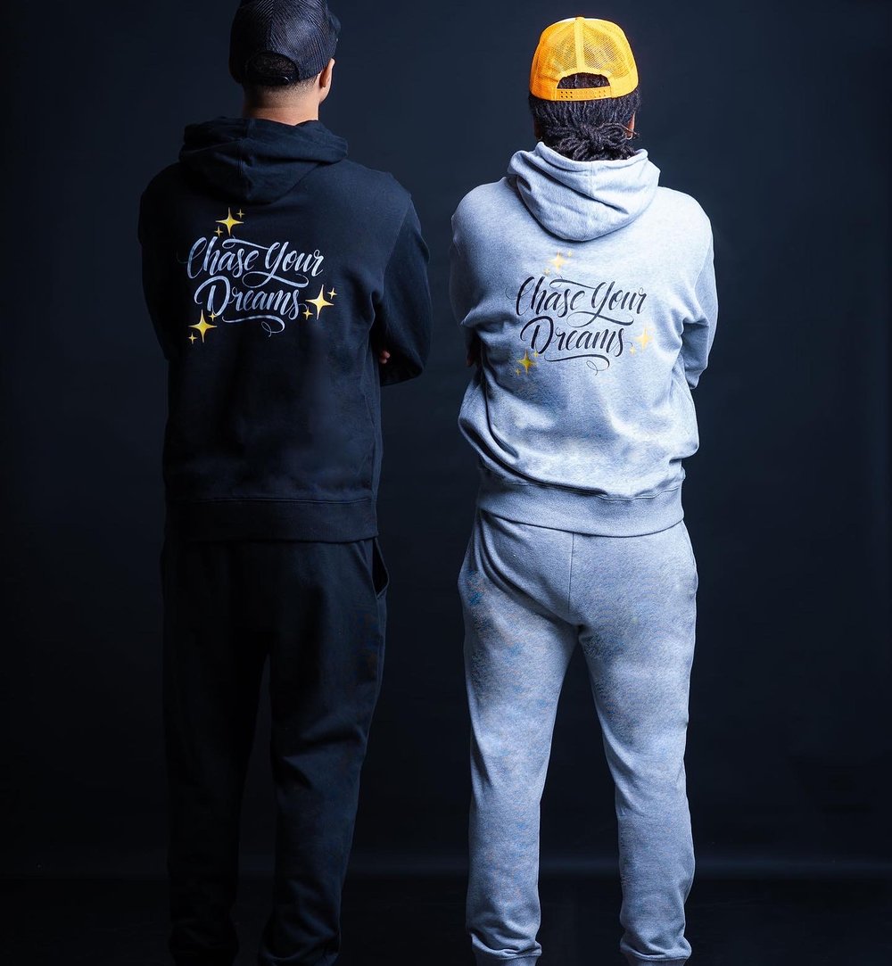 ✨Chase Your Dreams✨ grey hoodie