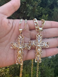 Image 1 of Jesus cross sparkling 