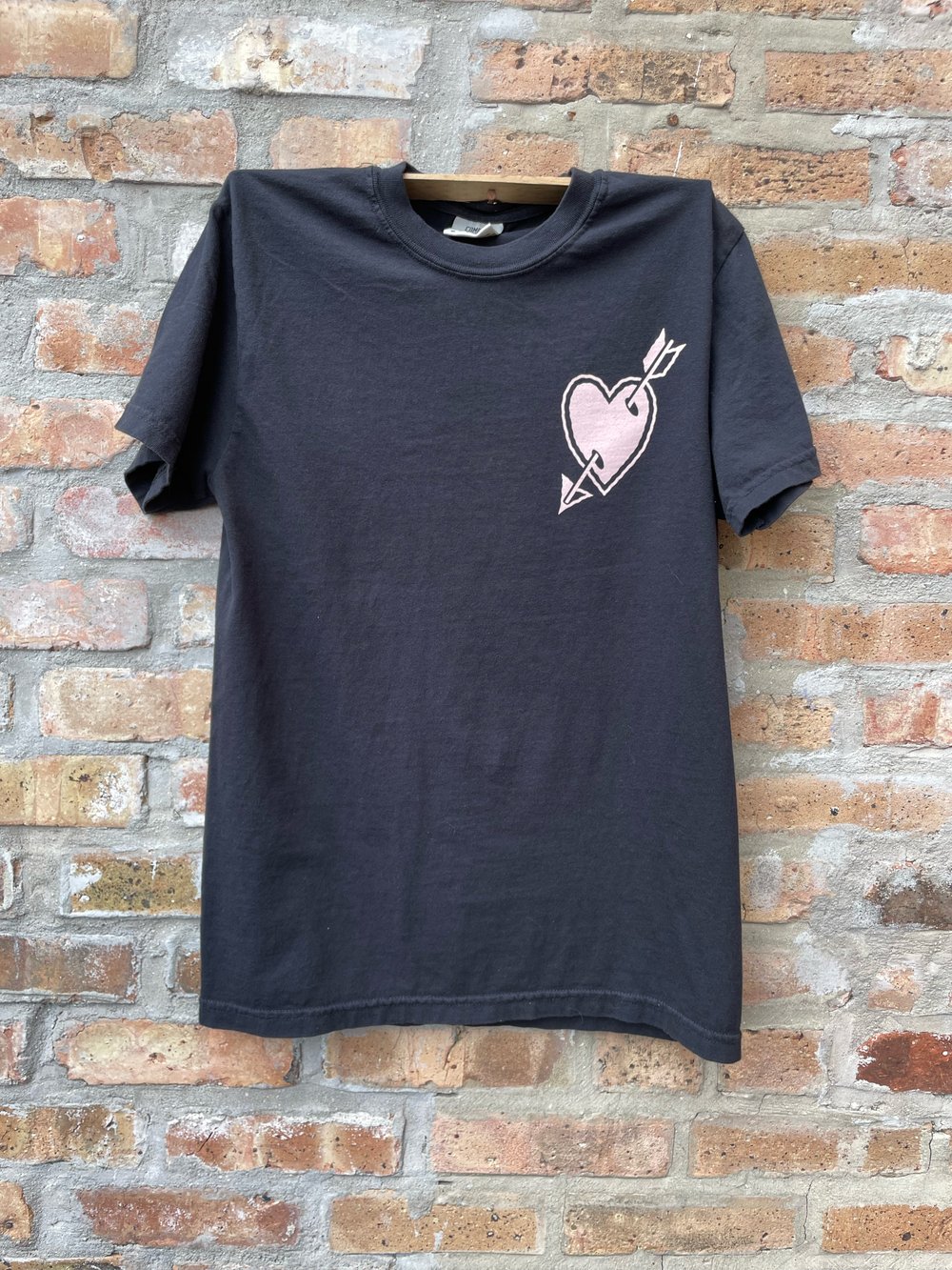 BINGO WINGS TEE