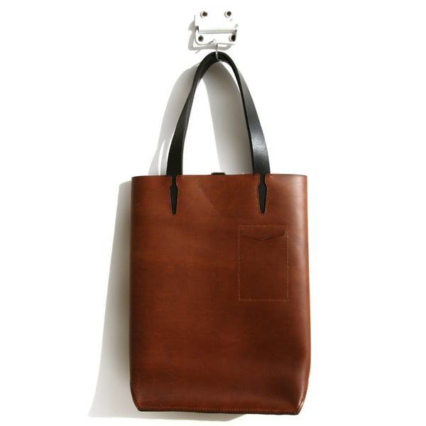 Image of Tote 061
