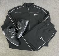 Image 1 of CASUAL SETTINGS SET