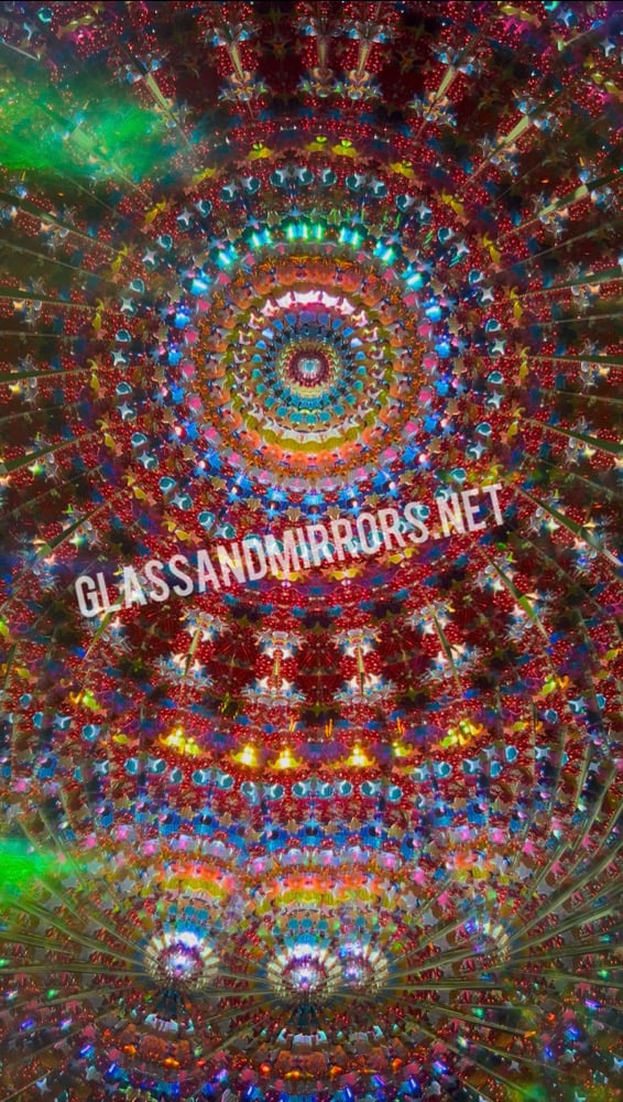 Image of Sunset Aura Kaleidoscope (XL)