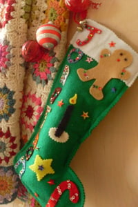 Image of stocking | green felt