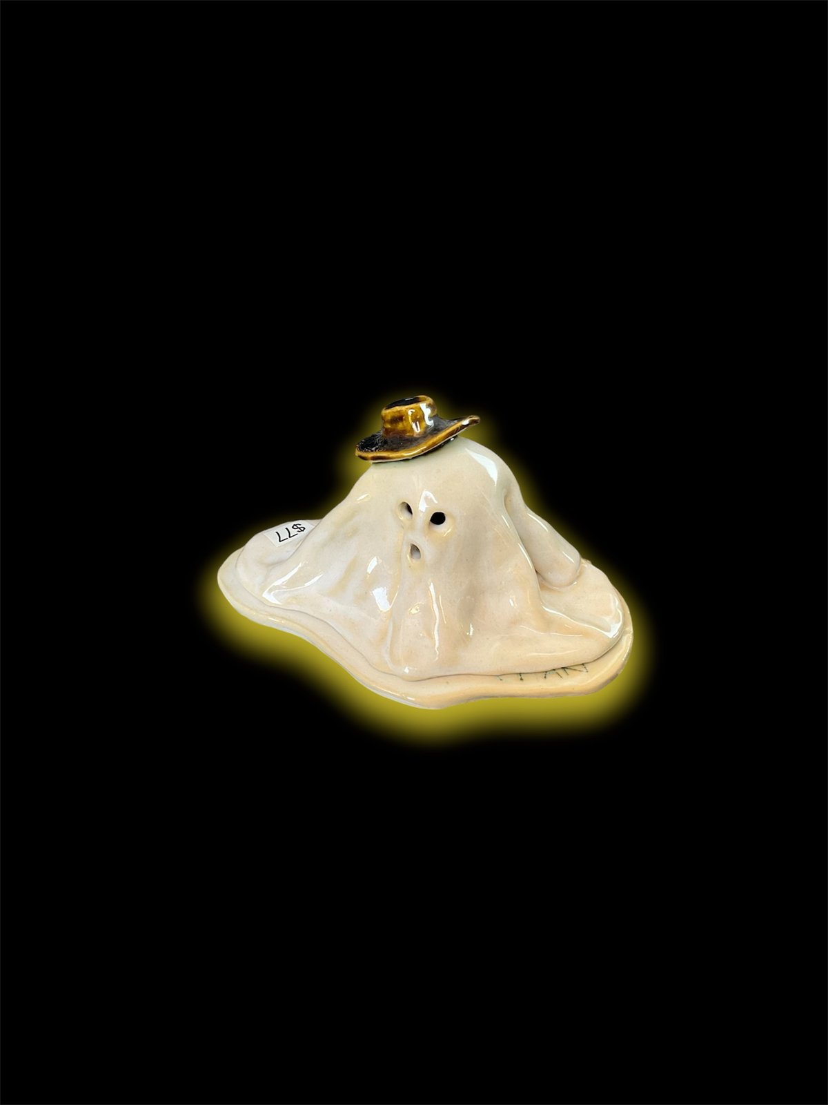 Glowing ghost 