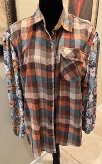 Image 2 of Vintage Funky Orange/Brown/Teal Flannel Shirt Floral Sleeves Hummingbird
