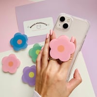 Image 2 of Flower phone grip