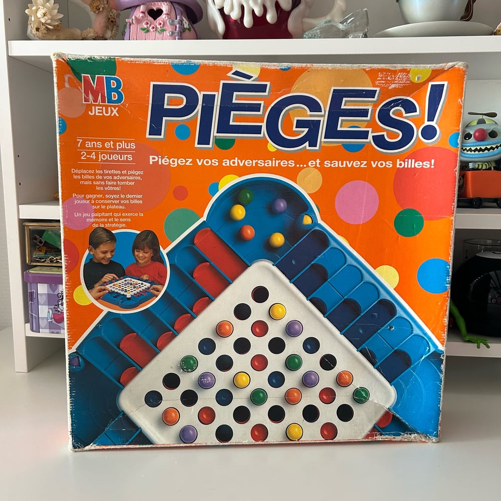 Image of JEU MB PIEGES