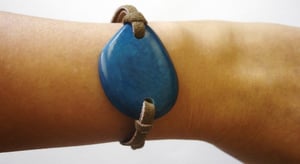 Image of Tear Drop Tagua Bracelet with Leather String