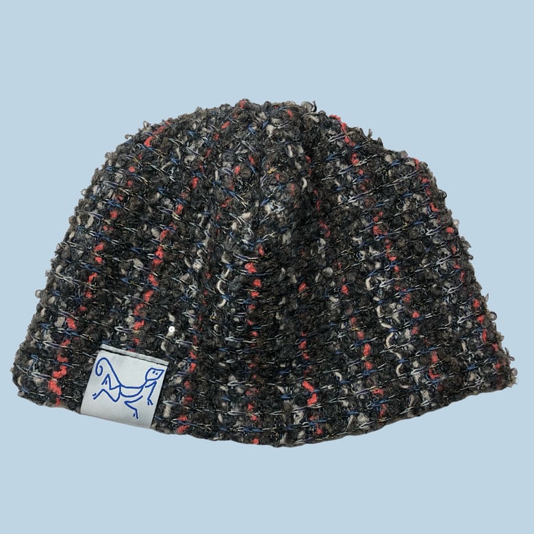 Image of GREY AND PINK KNIT BEANIE