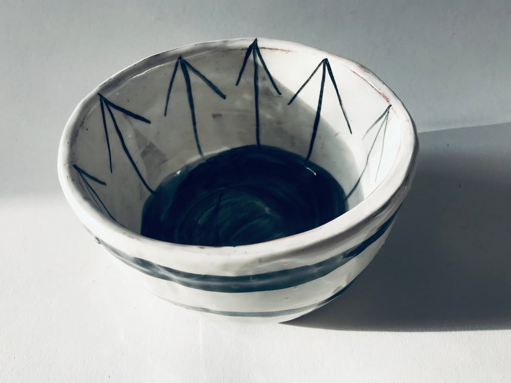 Image of LOOK UP MEDIUM DEEP BOWL