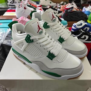 Image of Air Jordan 4 SB Pine Green