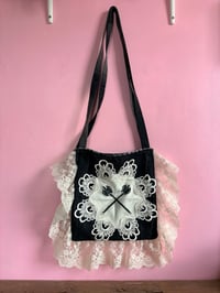 Image 1 of Battleaxe Bag 1/1
