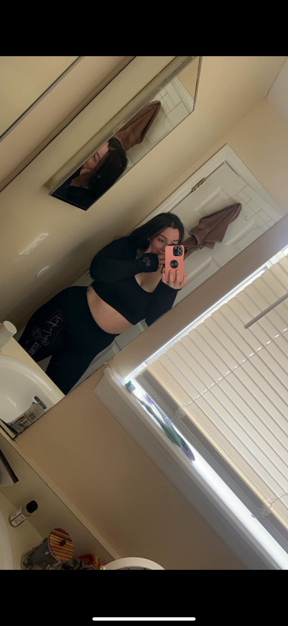 Image of Compressed Leggings and Top 