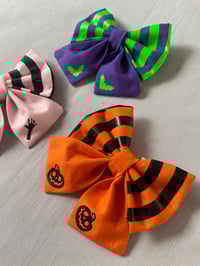 Image 4 of Halloween Stripes Sailor Bows / Bow Ties