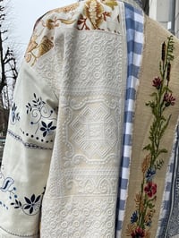 Image 18 of Beige/blue wonder coat (s-l)