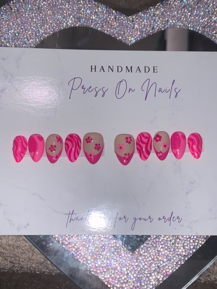 Image of Groovy Pink Nails