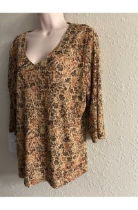 Image 2 of New  14/16 Lane Bryant Top #810*8