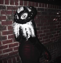 Image 1 of Multi-pupil Ruffle Hat