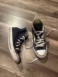 blue converse’s 