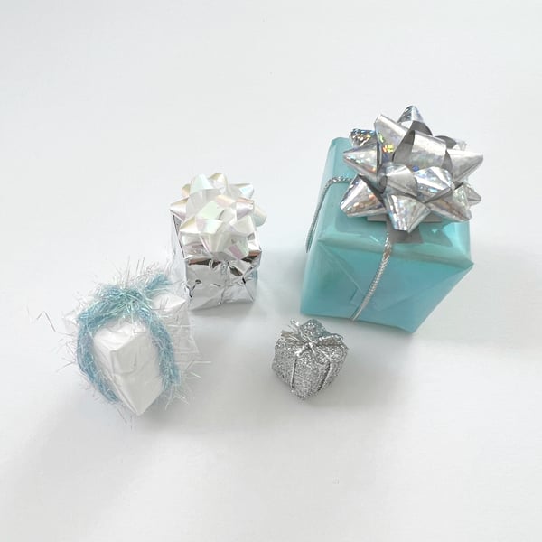 Image of Aqua, Silver and Iridescent Christmas Present Bundle - Large