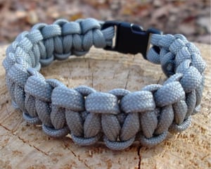 Image of Paracord Wristband