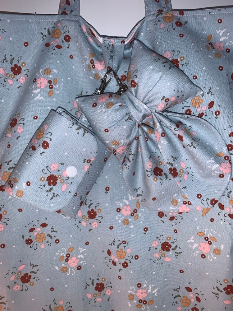 Image of Tote Bag🤍Keychain Charm🤍Card Holder Purse/Keychain🤍