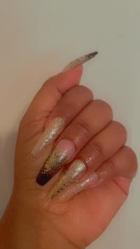 Image 3 of Nails - Long (Black Tips/Gold Glitter)