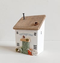 Image 5 of Springtime Cottage