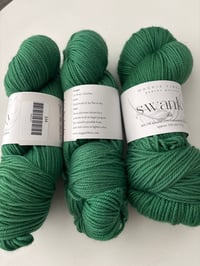 YNS DESTASH - Magpie Swanky DK  “Pass the Dutchie”