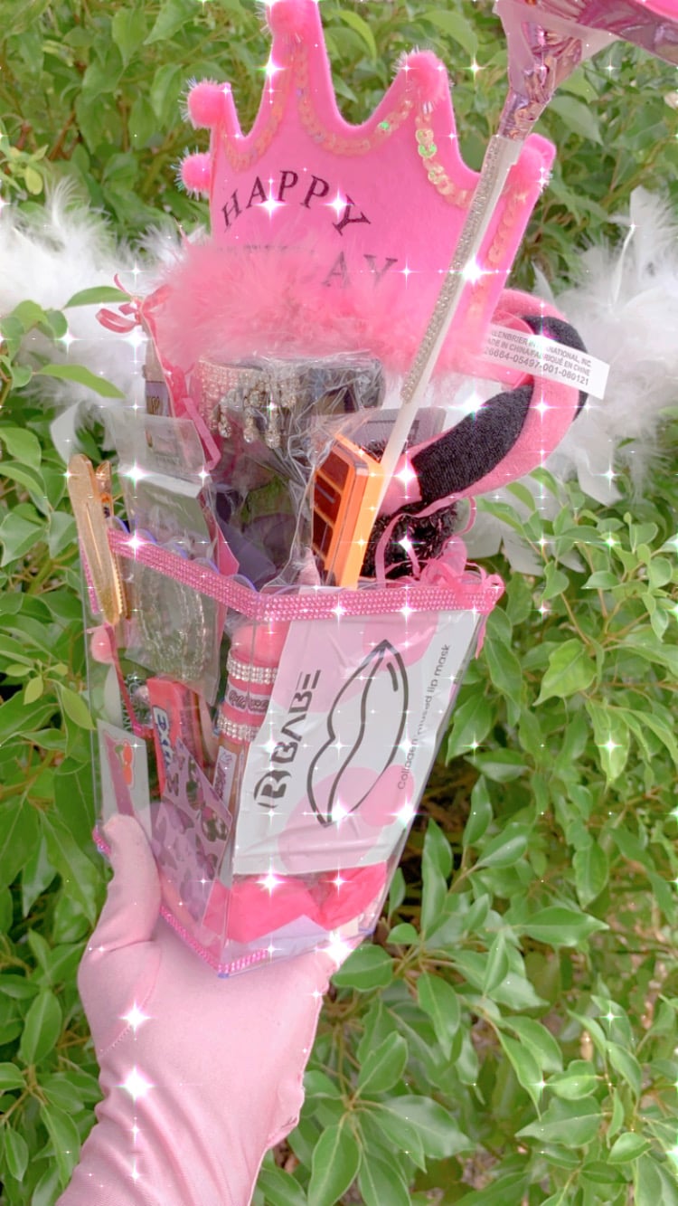 Image of  🎈Boss Queen Birthday Bundle🎂